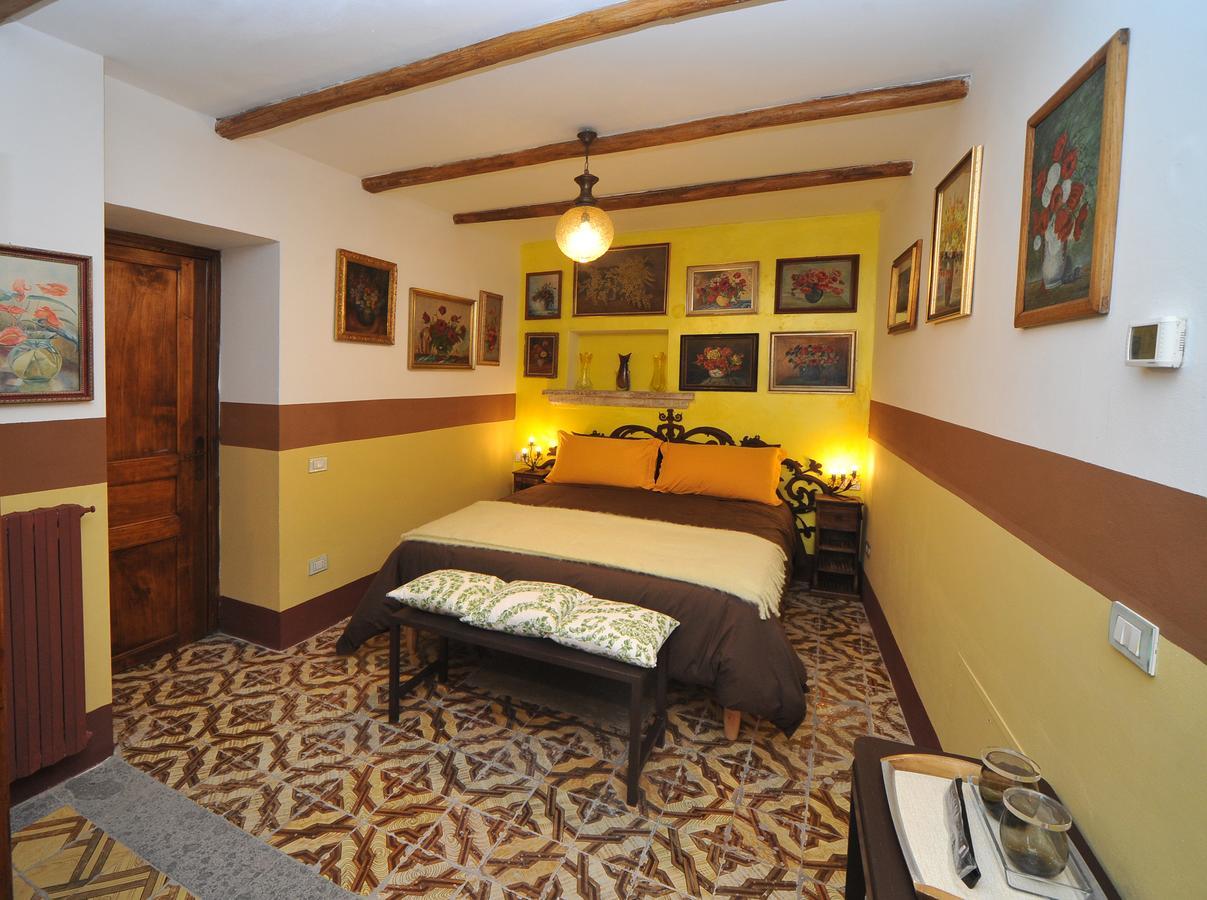 La Canonica Dei Fiori - Anna Fendi Country House Hotell Ronciglione  Exteriör bild