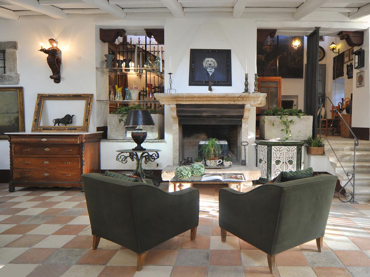 La Canonica Dei Fiori - Anna Fendi Country House Hotell Ronciglione  Exteriör bild